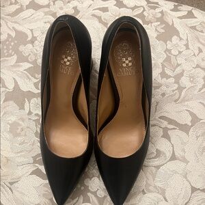 Vince Camuto Black Pointed-Toe Leather Pumps